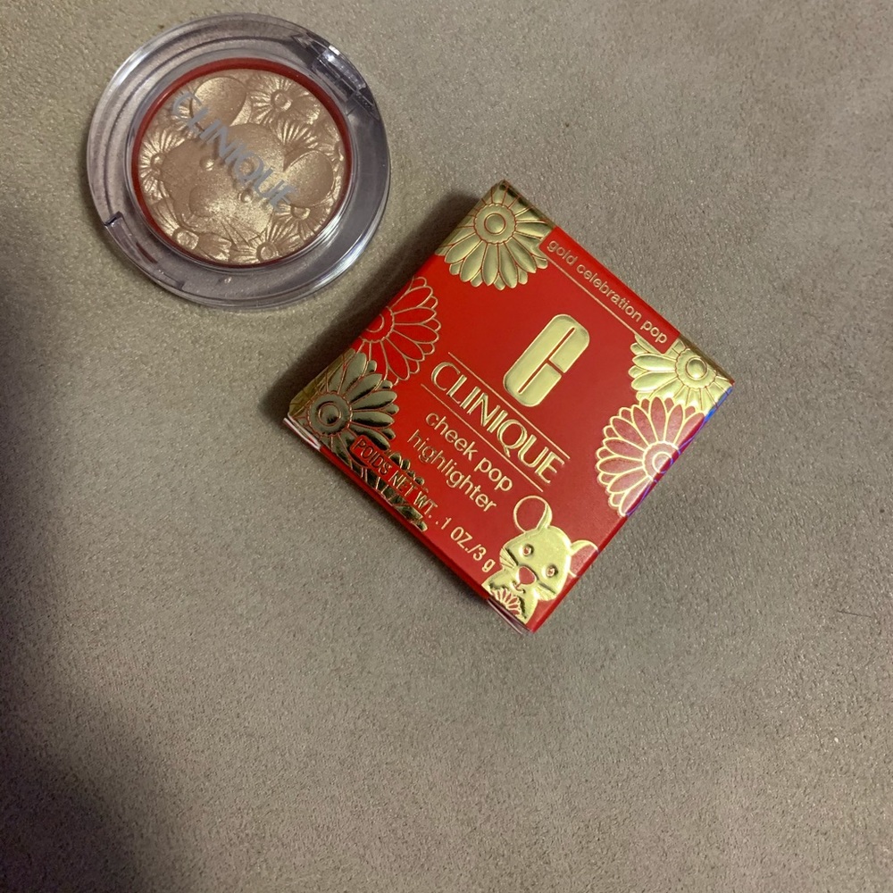 Clinique Highlighter